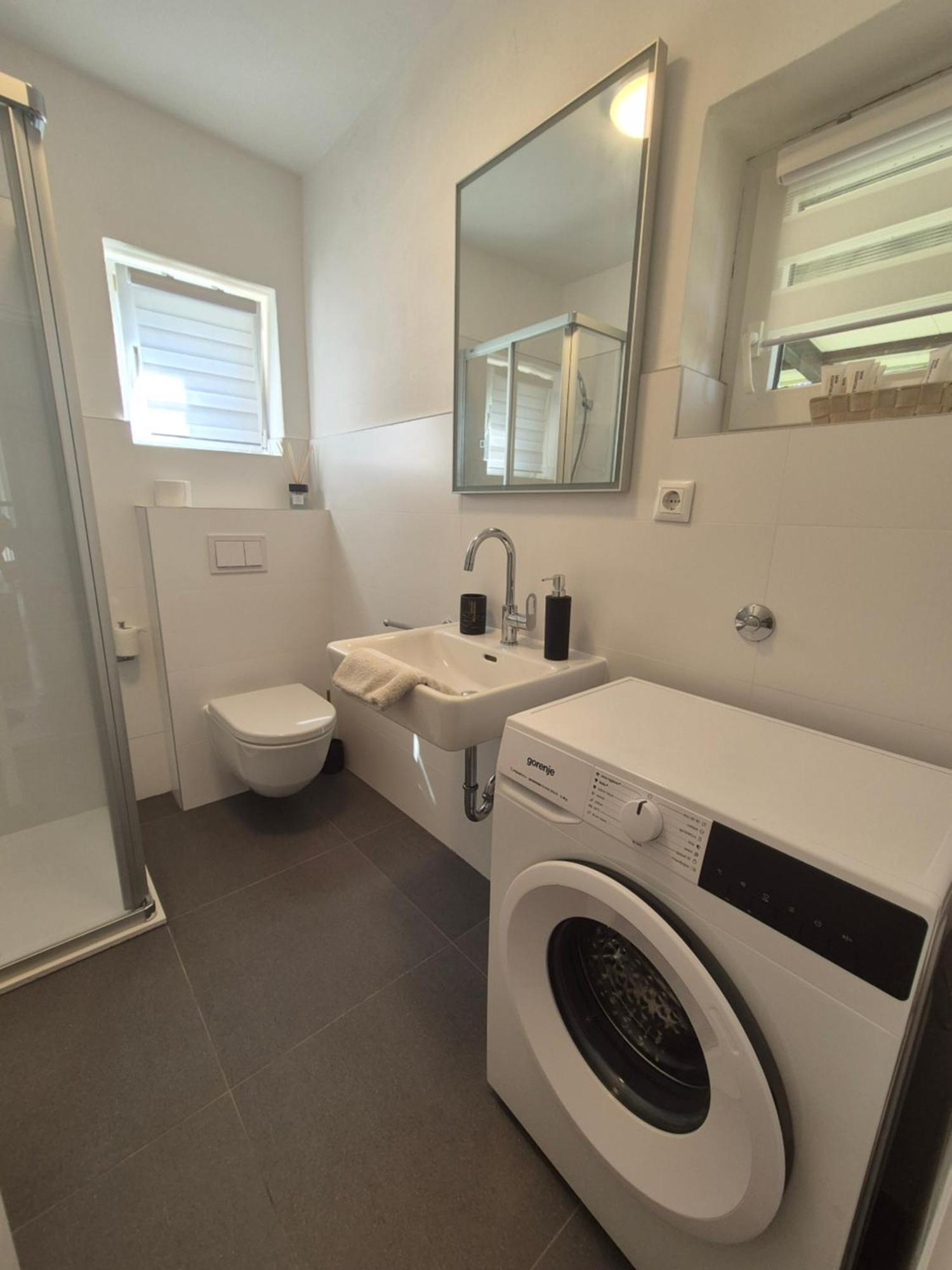 Holiday Home Marija Вантачичи Екстериор снимка